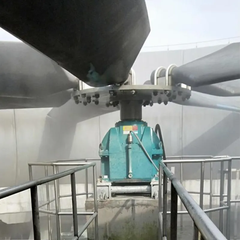 Редуктор для мокрых градирен